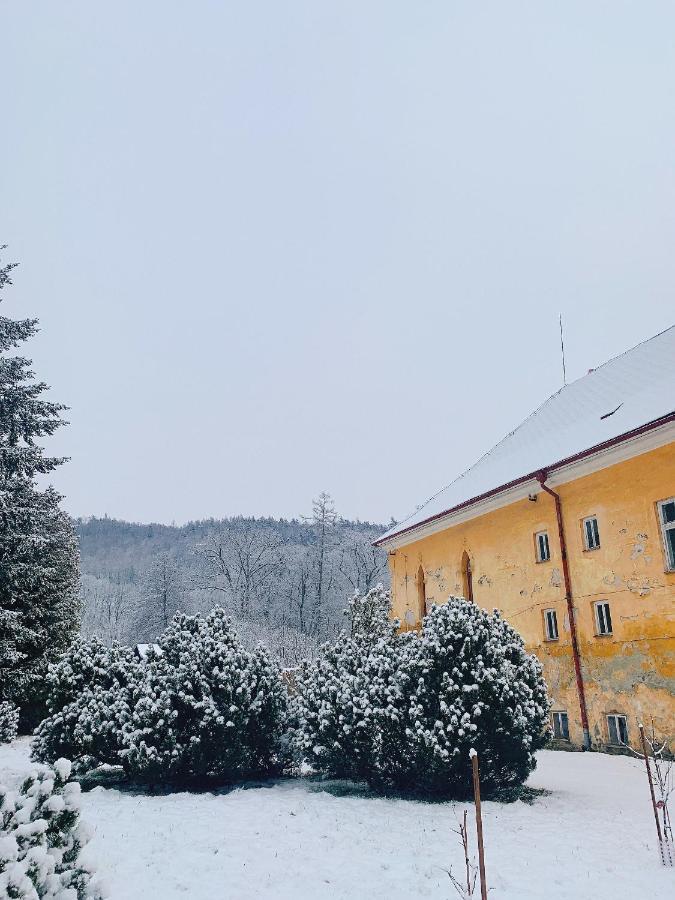 Ferienwohnung Zamek Ruda na Moravě Exterior foto